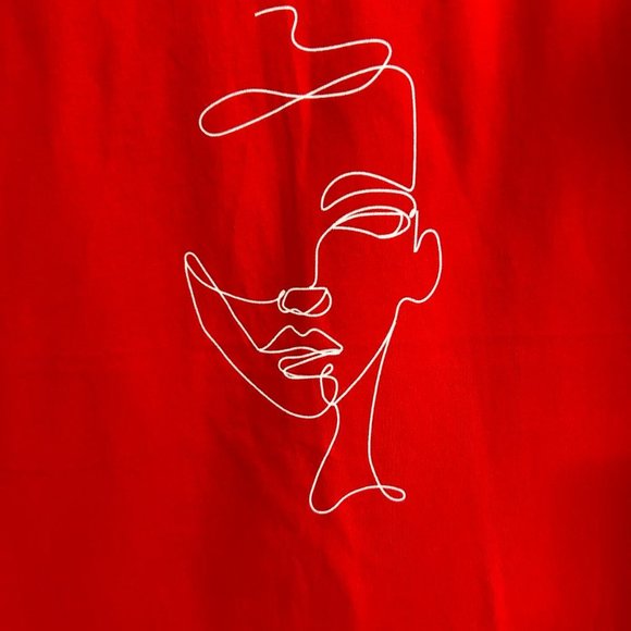 Women Classic Medium M Crew Neck Face Line Printed Short Sleeve RED T-Shirt - Picture 3 of 4